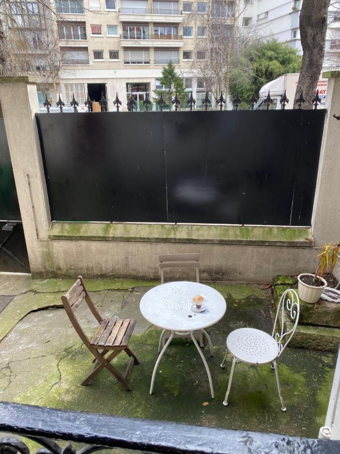 Cosy, Charming Apartment With Courtyard Paryż Zewnętrze zdjęcie